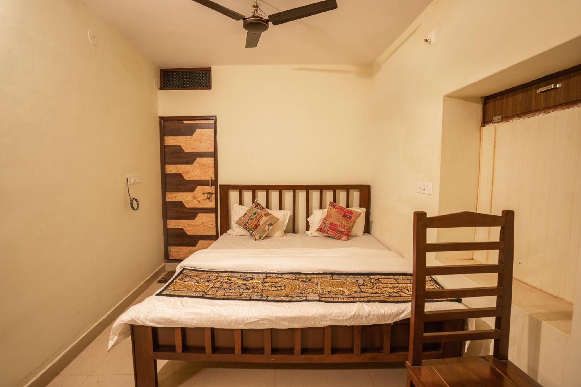 Hotel Relax Inn Jaisalmer Oda fotoğraf